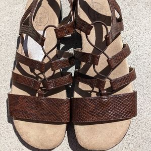 Life Stride Strap Sandal